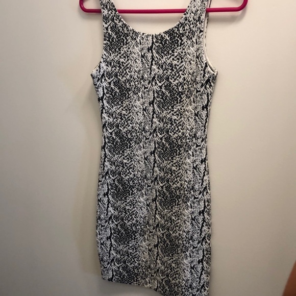 Black and White Tube Dress - Picture 1 of 1